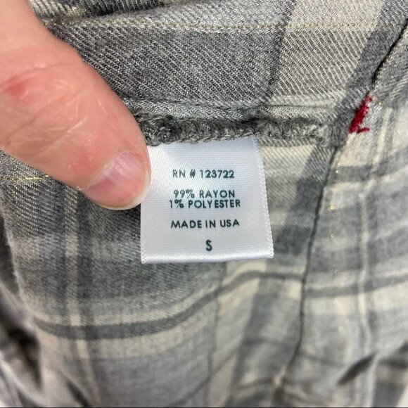 XIRENA Ali Top Dovetail Flannel Ruffle Grey Blouse Size Small Plaid Popover USA - Picture 8 of 10